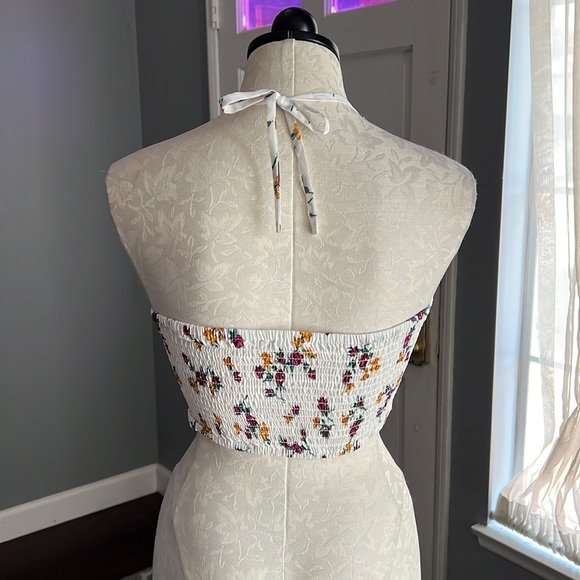 Leith Halter Front Tie Floral Top - Picture 5 of 8